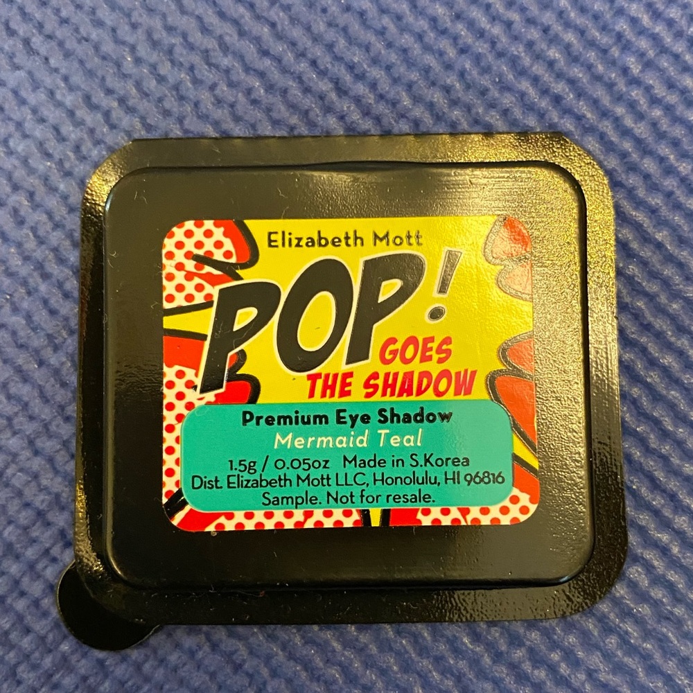 elizabeth mott pop eye shadow. Korean beauty